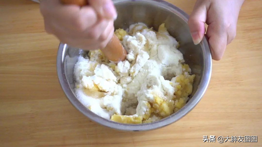 豆蓉是什么做的（一文了解制作豆蓉的所需材料）