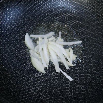 方便面怎么炒（好吃又简单的方便面做法教程分享）