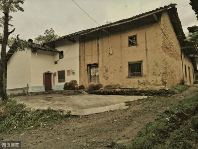 ​宅基地属于什么所有（农村的宅基地属于个人所有吗）