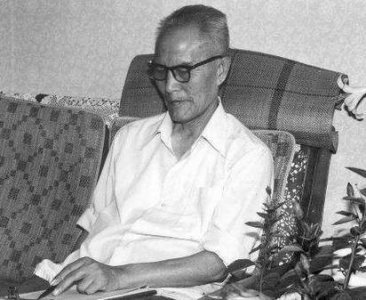 ​中国现代著名作家张天翼简介