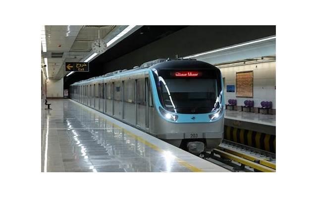 李泽锋微博，刘天池发微博这样评价陈龙李泽锋彭昱畅