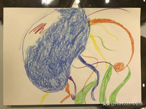 幼教之创意美术课程：油水分离画——慌慌张张的水母