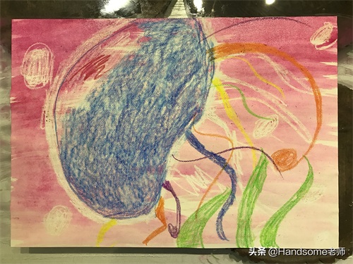 幼教之创意美术课程：油水分离画——慌慌张张的水母