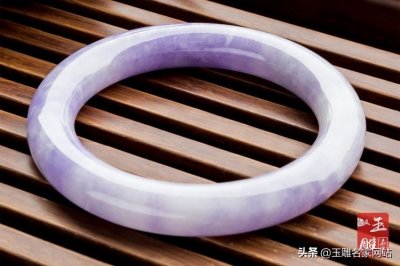 ​见光死是什么意思？带你认识见光死翡翠