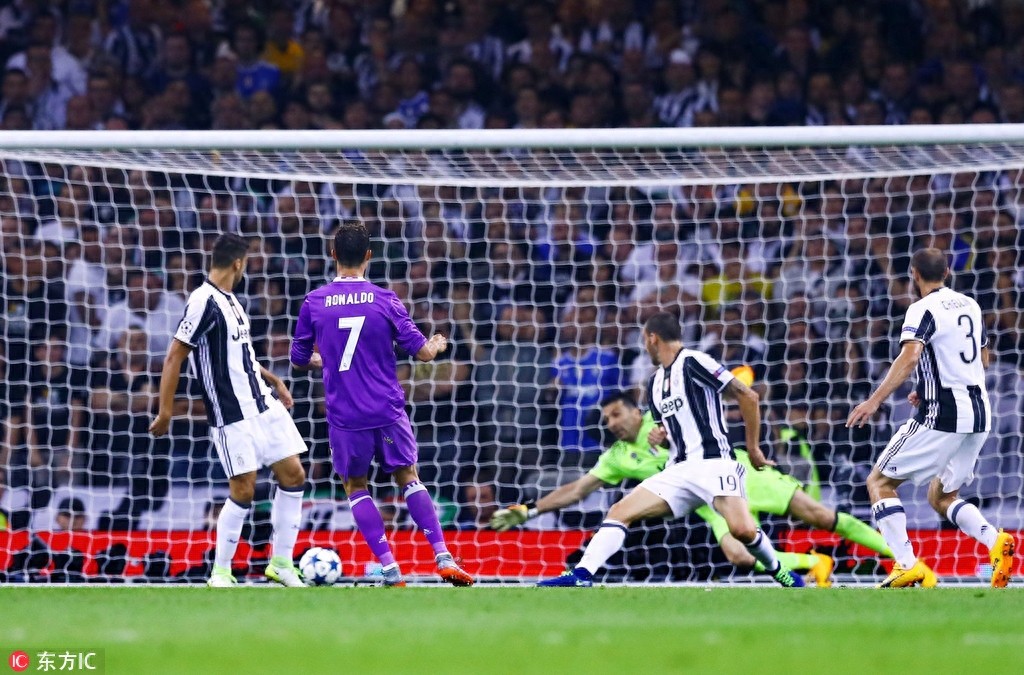 C罗梅开二度助皇马4-1胜尤文夺得欧冠冠军 布冯梦碎千年球场