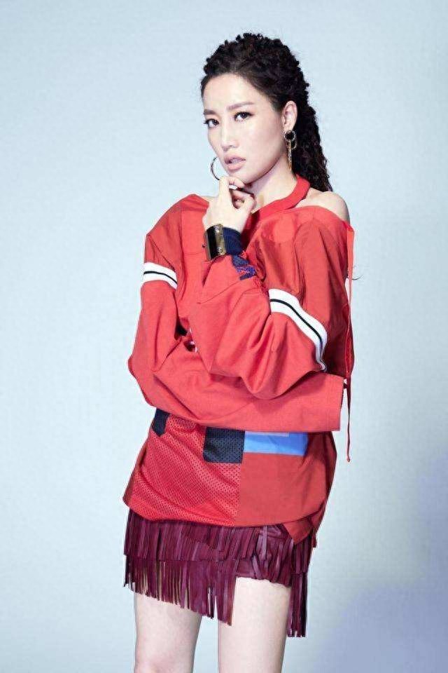 天生歌姬——黄丽玲