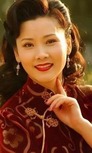 ​何赛飞：坦言直率，用表演诠释人生的艺术家