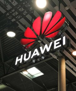 ​华为与中兴的终极PK，五年时间会否变天？