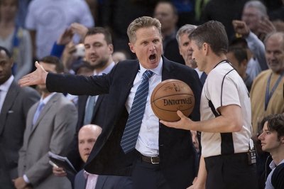 ​裁判偏心辽宁？裁判失误引争议，辽宁险胜广东：杜锋回应意味深长