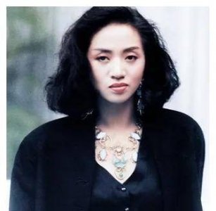 ​梅艳芳去世后，老母亲开心地去继承她的巨额遗产，没想到失算了