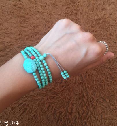 绿松石有白点能盘掉吗?绿松石手串为什么有白点? 绿松石有白点能盘掉吗?绿松石手串为什么有白点?