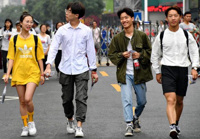 文科最好就业的十大专业排名（就业率最高的4大文科专业）(2)