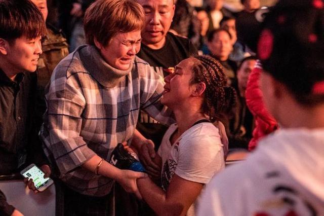 女子草量级ufc全部排名（谁说综合格斗让女人走开）(5)