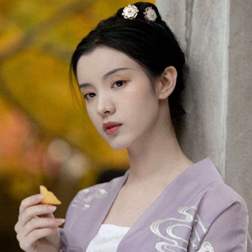 女头 ｜ 故人皆成诗