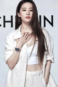 ​她的一颦一笑如此动人||刘亦菲高清性感写真来啦。