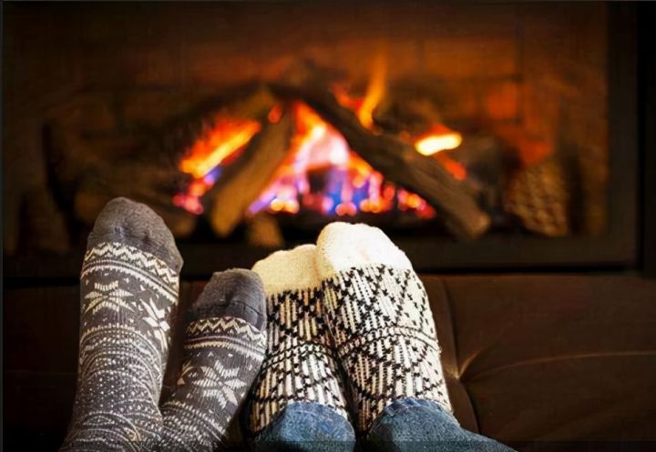 冬天拖鞋什么牌子好穿（回温快适合冬天的鞋子推荐）