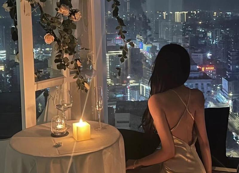 觉得别人可怜是优越感吗