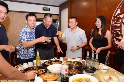 ​前景比较好，比较受欢迎的三类职业，月入过万没问题