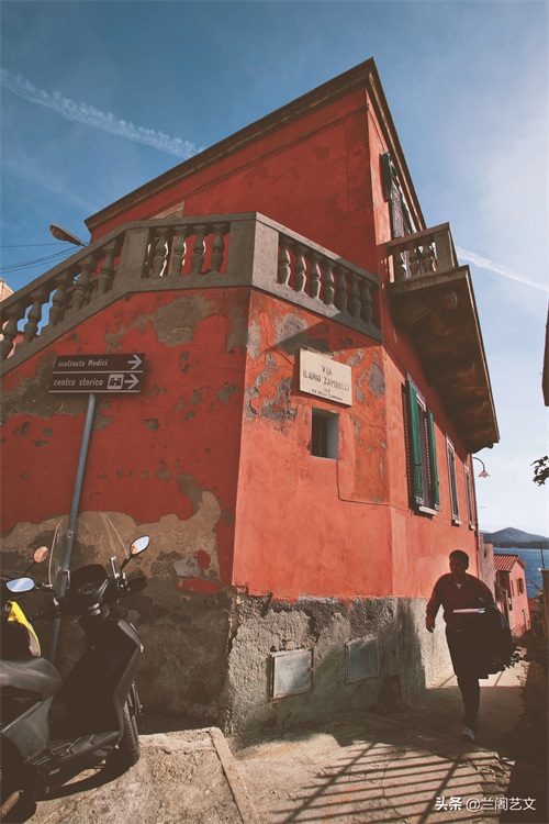 拿破仑——欧洲史上最伟大的军事统帅之一,不可一世的霸主