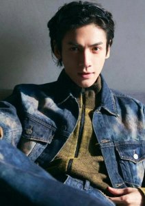 ​一个被演艺事业掩盖了的电竞高手，罗云熙