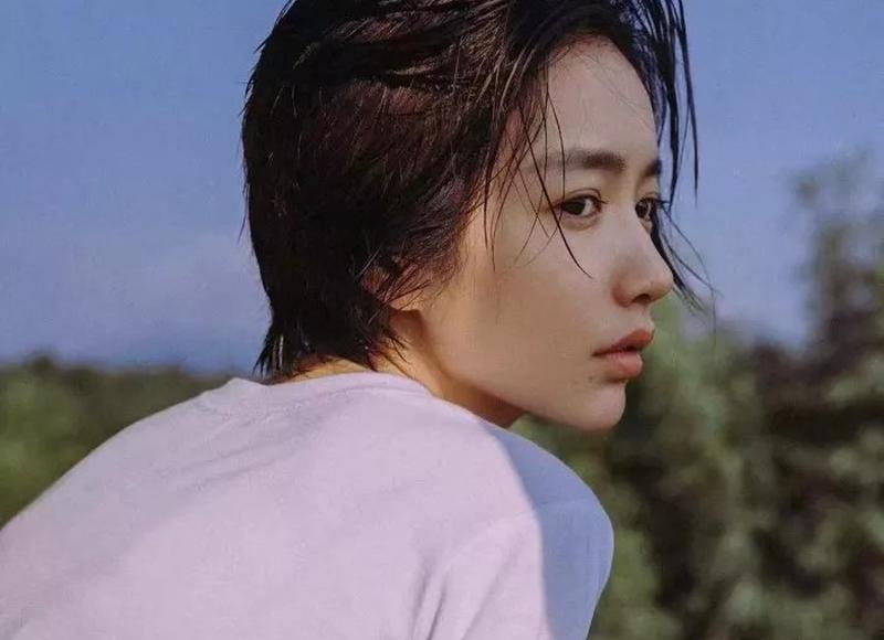 汤姆索亚的虚荣心（汤姆·索亚历险记主要内容40字）