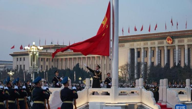 国庆天安门几点升国旗