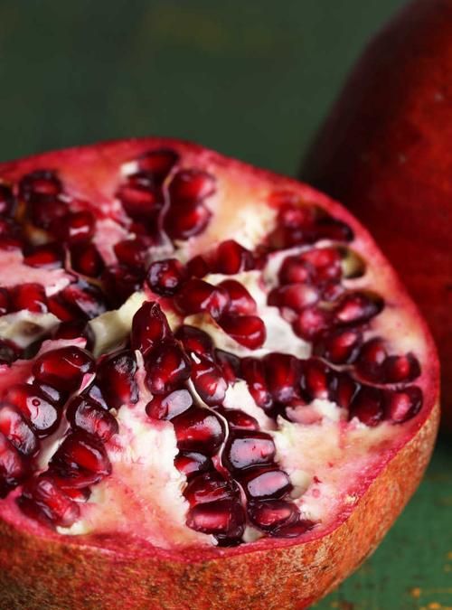 石榴发黑是什么原因