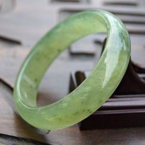 花玉和黄玉区别（玉石知识之姜花玉）(1)