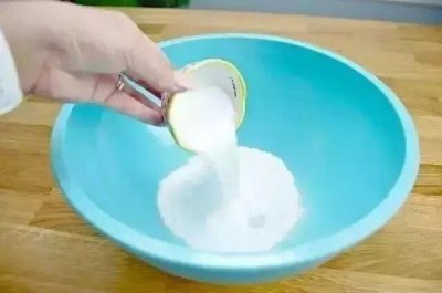 ​在家怎么制作浓稠洗洁精（自己在家怎么制作洗洁精)