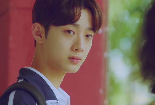 初恋那件小事赵今麦赖冠霖同台(初恋这件小事开播)(6)