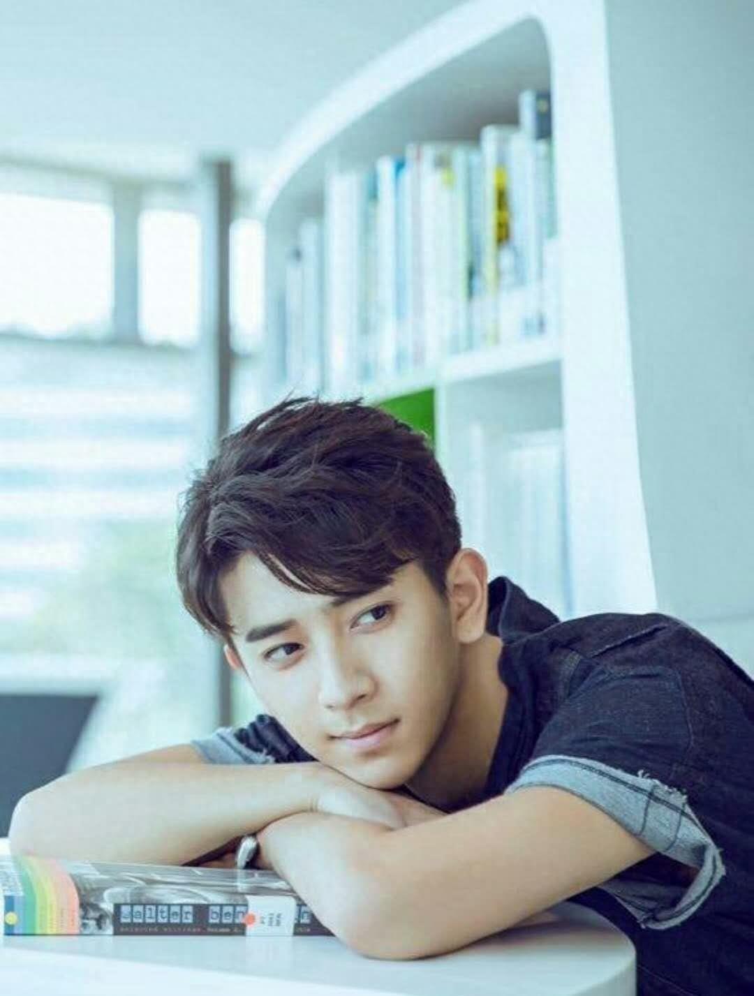 陈若轩发博被爆已婚回应：什么鬼？网友真相了！