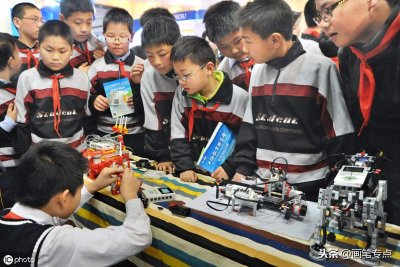 ​中外合作办学什么意思? 中外合作办学啥子意思