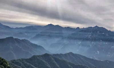 ​花40亿凿穿秦岭，世界数一数二的终南山隧道，究竟有多牛？