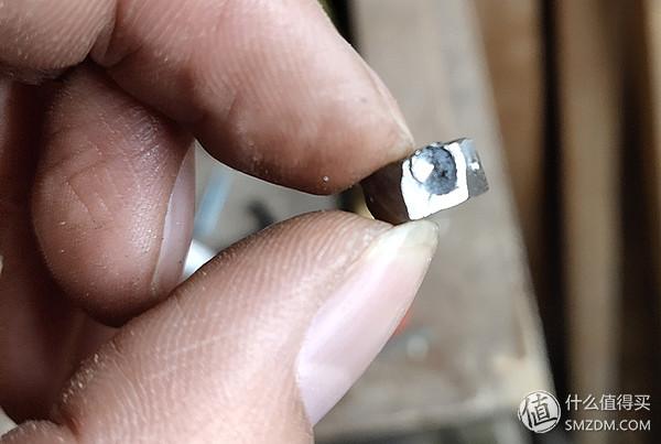 如何自制伸缩晾衣架（手把手教你超低成本制作美观实用的电动晾衣架）(14)