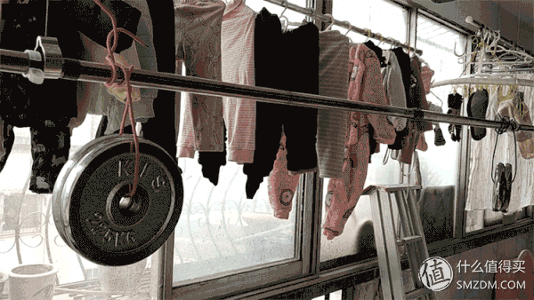 如何自制伸缩晾衣架（手把手教你超低成本制作美观实用的电动晾衣架）(69)