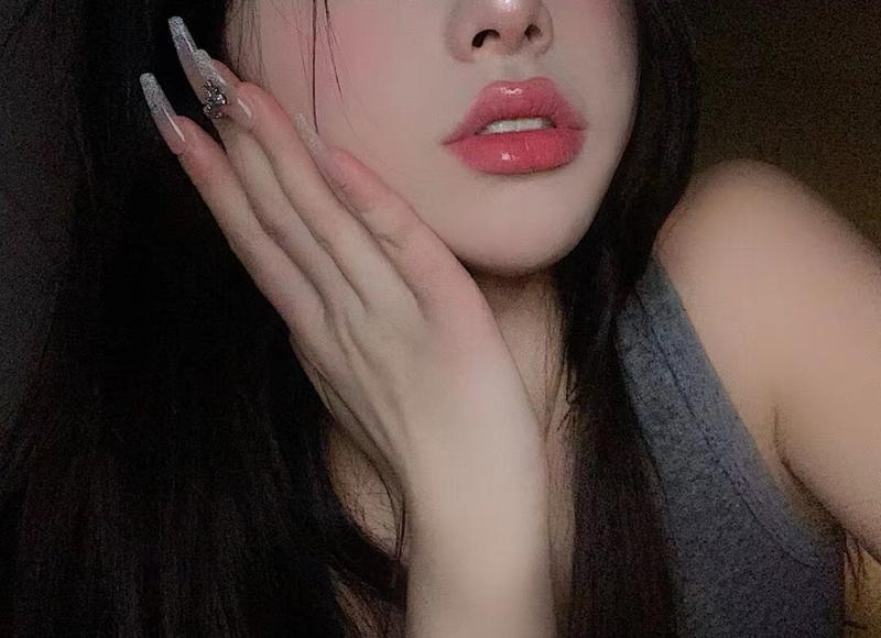 “你如果有孝心，就打你媳妇一顿替我出气”，儿子：该挨打的是你