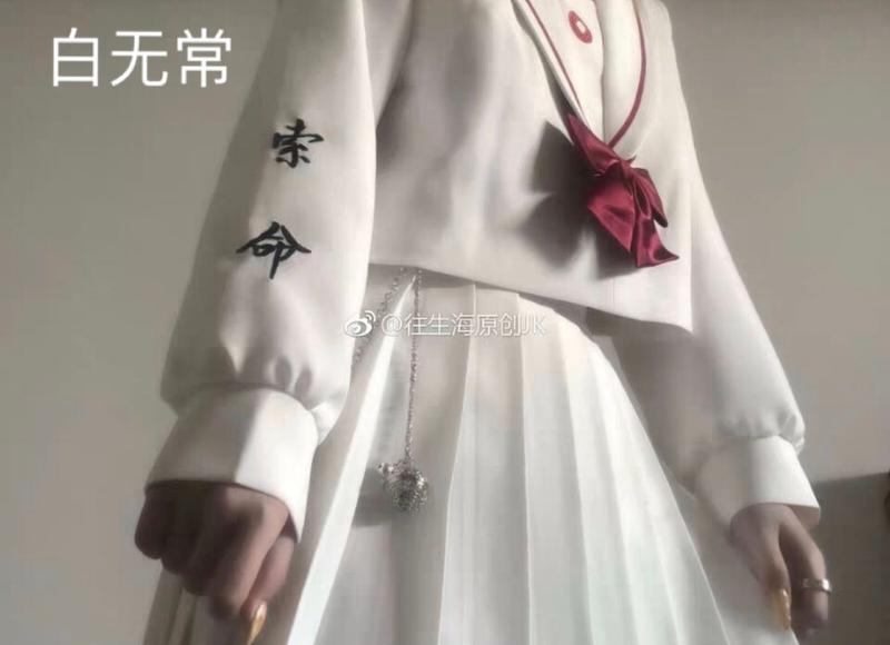 舌头在小缝里滑动的感觉好吗？在花蕾上面打转是什么感觉？