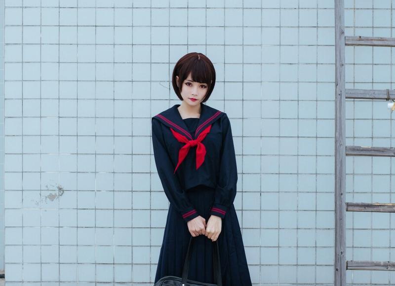 公车上雪柔被猛烈的进出小说