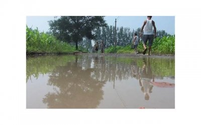 ​80岁老人要求儿子继续打工，儿媳回老家伺候她，儿子：去养老院吧