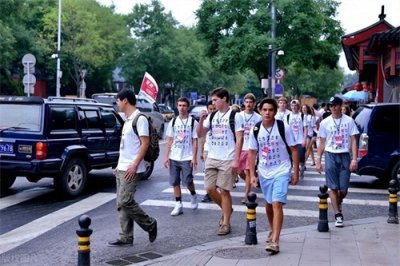 ​免签之后迅速爱上中国，外国网友：“建议你们亲自来看看”