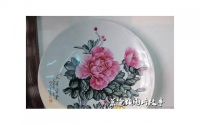 ​人到中年的背叛，不会让谁好过，只会是一场过错