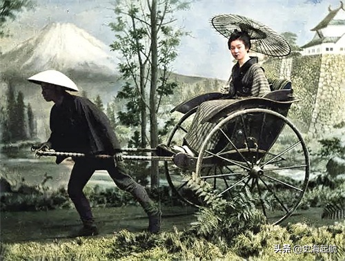 老照片：风靡全国的黄包车，最先从日本传入上海，进而流行全中国