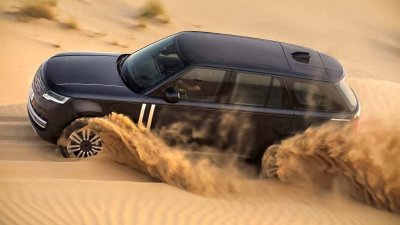 ​117 度电+800V 架构，路虎揽胜纯电版姗姗来迟