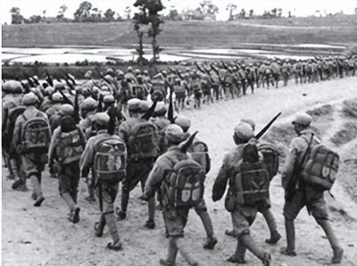 ​47年东野王牌纵队司令改任政委，他怒问林彪：我哪里不如李天佑？